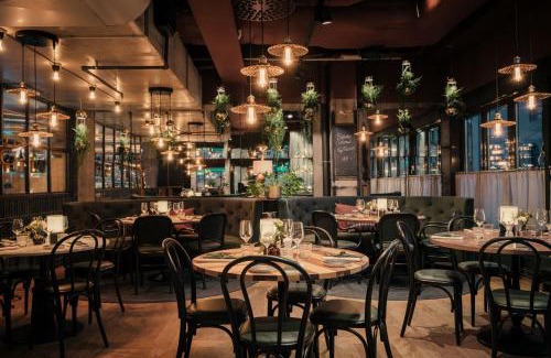 Kungsholmen Hotel | Welcoming Clarion Hotel Amaranten: Pet-Friendly Getaway