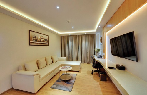 Agara Hotel | Premier Stay at Clarion Hotel Bangalore - 4-Star Elegance
