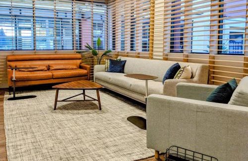 Concord Hotel | Comfortable Stay at Clarion Hotel Concord-Walnut Creek