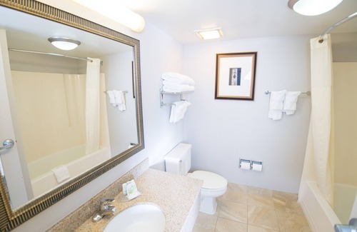 Leesburg Hotel | Discover Clarion Hotel & Conference Center in Leesburg