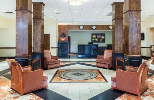 Somerset Hotel | Discover Clarion Hotel Somerset - Pet-Friendly Retreat