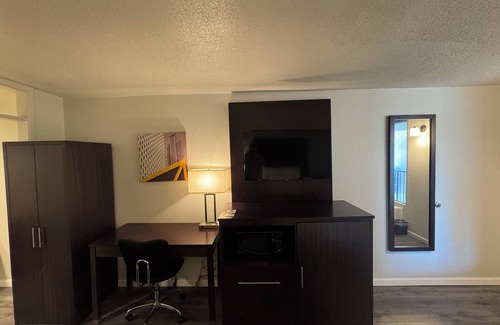 Dothan Hotel | Discover Comfort at Clarion Inn & Suites Dothan South