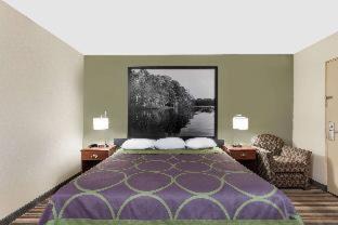Kimball Hotel | Pet-Friendly Retreat at Clarion Pointe Kimball, Rated 8/10