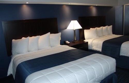 Downtown Syracuse Hotel | Convenient Stay at Clarion Pointe Downtown with Free Breakfast