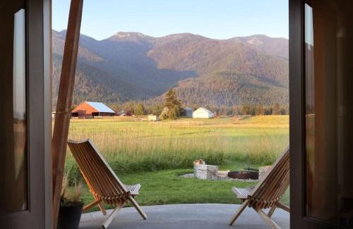Kalispell House | Experience Clark Farm Silos - Family-Friendly Mountain Retreat