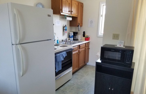 Old Forge Hotel | Beachfront Bliss at Clark's Beach Motel with Pool Access