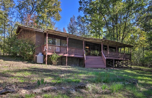Lincolnton House | Relaxing Clarks Hill Lake Home with Pool and Dock Access