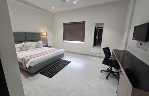 Firozabad Hotel | Clarks Inn Express Firozabad