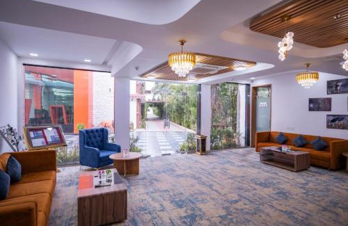 Matar Hotel | Relax at Clarks Safari Kheda, Ahmedabad - Pool & Dining