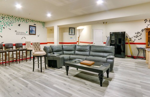 Clarksburg Apartment | Relaxing Clarksburg Getaway Near DC & Baltimore Attractions