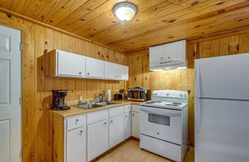 Clarkson House | Family-Friendly Clarkson Cabin Near Mammoth Cave Park