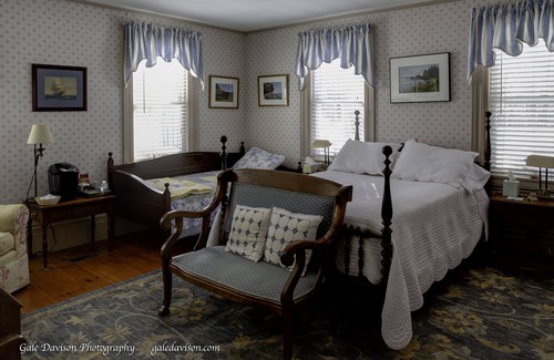 Jefferson Bed & Breakfast | Guest Rated 9.8: Clary Lake Bed and Breakfast Retreat