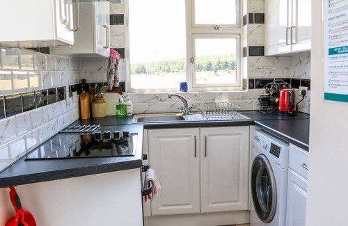 County Waterford Cottage | Discover Clash-Brack: Family-Friendly & Pet Welcoming Stay