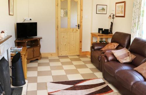 Clashbrack House | Discover Clash-Brack: Pet & Child-Friendly Retreat