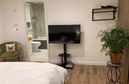 Dornoch Apartment | Experience Clashmore Wood: 4-Star Retreat with Hot Tub