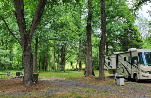 Clifton House | Relax at a Private RV Campsite with Family-Friendly Amenities