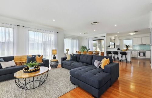 Hillvue Villa | Class, Comfort & Quality
