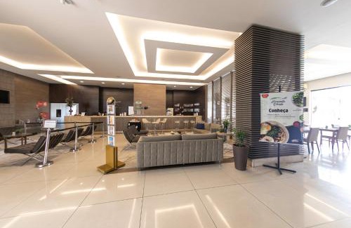 Guaxupe Hotel | Discover Class Hotel Guaxupé: Pet-Friendly with Pool & Ocean View