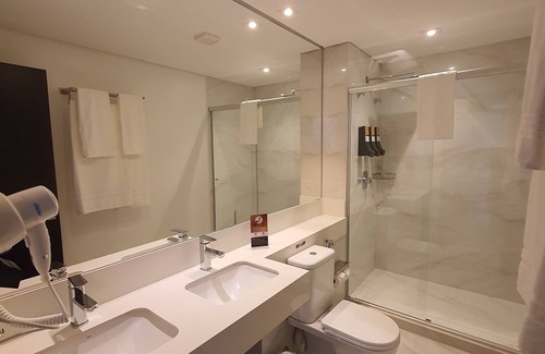 Piracicaba Hotel | Inviting Class Hotel Piracicaba: Pool, Restaurant & Breakfast