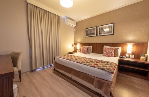 Santa Luiza Hotel | Discover Class Hotel Varginha: Family-Friendly Retreat