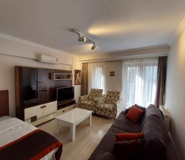 Canakkale Apartment | Stylish Class Suit Residence: Family-Friendly Comfort Awaits