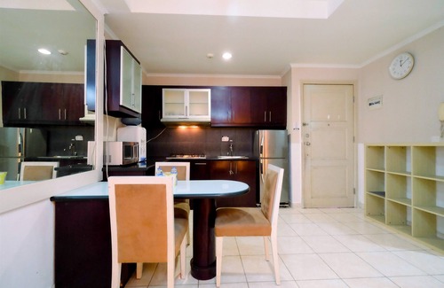 Kelapa Gading Barat Apartment | Budget-Friendly 2BR City Home with Pool & Breakfast