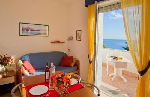 Pietra Ligure Apartment | Classic Appartement in Pietra Ligure