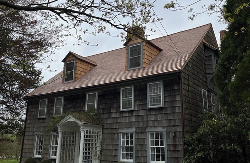 Sagaponack House | Classic Bridgehampton Farmhouse, ⅓ Mile to the Ocean in Sagaponack