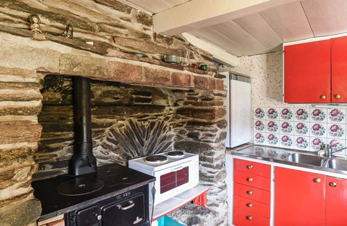 Dals Langed House | Classic Dalsland house in the peace and seclusion of nature.