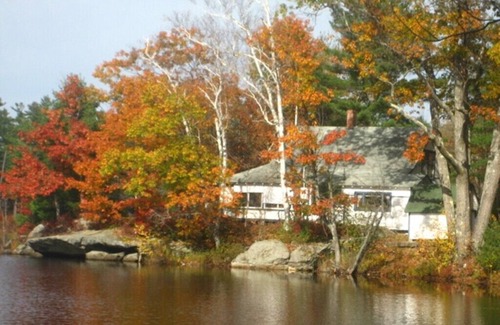 Sumner Cottage | Inviting Classic Lakeside Maine Cottage with Pool & Lakeview