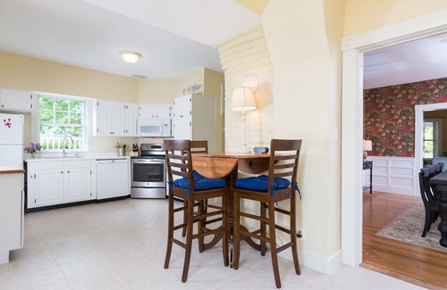 York Harbor House | Elegant Maine Cottage Steps from Beach and Village