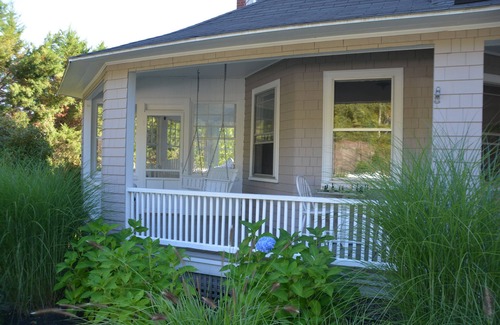York Harbor House | Elegant Maine Cottage Steps from Beach and Village