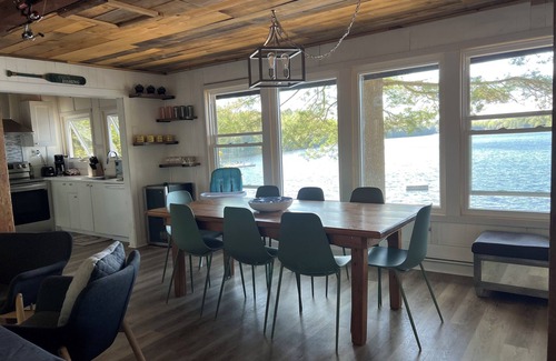 Utterson Cottage | Classic Quaint Muskoka