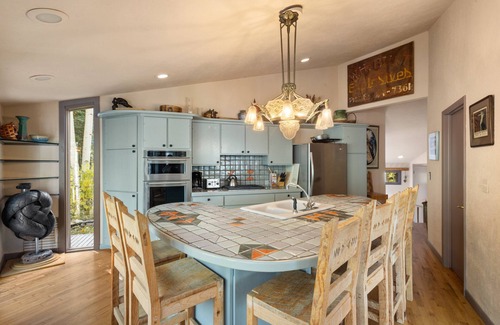 Telluride Cabin | Top-Rated Classic Ski Ranches Cabin with Spa & Hot Tub