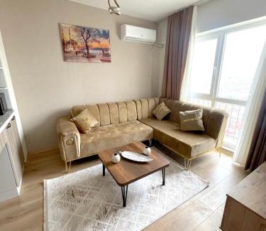 Esenyurt Apartment | Comfortable 1-Bedroom with Free WiFi and Breakfast