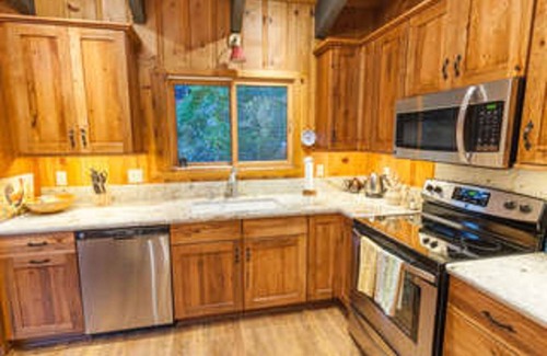 Olympic Valley Cabin | Inviting Tahoe Cabin Near Olympic Valley Ski Slopes