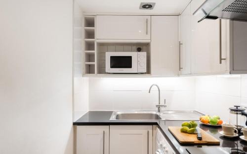 Warwick Apartment | Family-Friendly Two-Bedroom Apartment in Pimlico