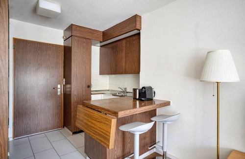 District 6 Apartment | Inviting Unterstrass Studio: Steps from University & Market