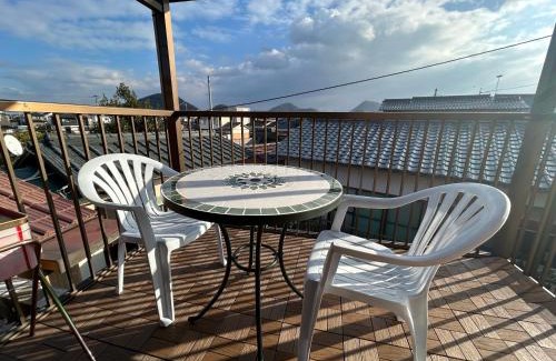 Busshozan Cho House | Elegant Classy仏生山: Family-Friendly with Hot Tub Access