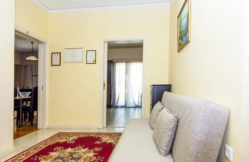 Nea Smirni Apartment | Elegant 2 Bedroom Apartment in Nea Smyrni, Family-Friendly
