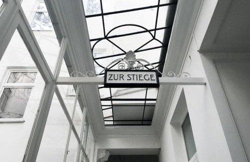 Josefstadt Apartment | Elegant Apartment in Central Vienna - Guest Rated 9.2/10