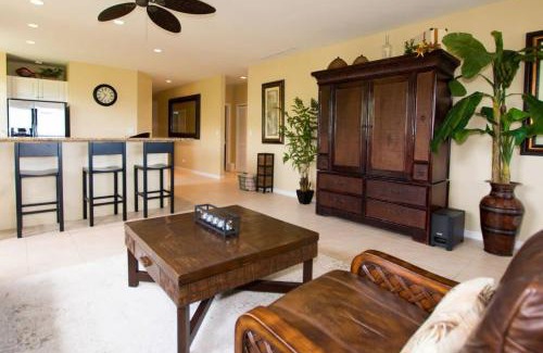 Coco House | Artistic Ocean-View Retreat with Pool at Pacifico, Coco