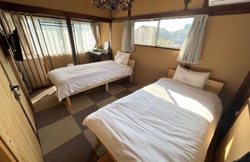 Busshozan Cho House | Elegant Busshozan - Family-Friendly Vacation Retreat