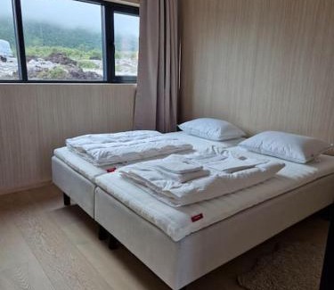 Vagan Villa | Elegant Cabin Retreat in Lofoten with Hot Tub & Pet-Friendly