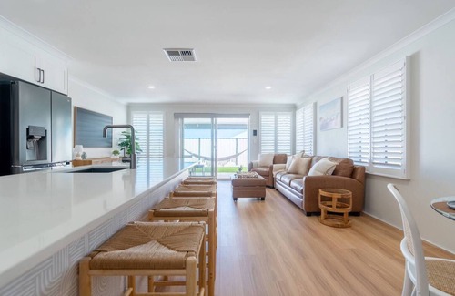 Clarkson House | Stylish Clarkson Family Retreat Steps from the Park