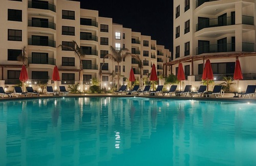 Al-Manasrah Apartment | Discover Chalet Porto Said Tourist Resort with Pool & Breakfast