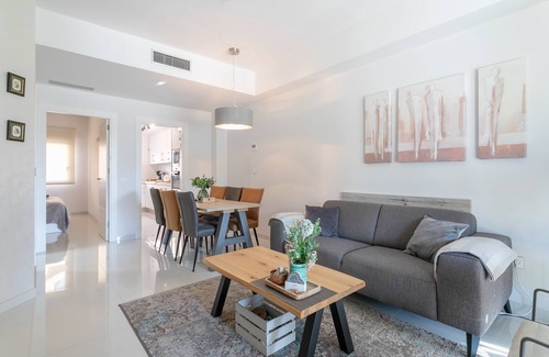Guardamar del Segura House | Elegant Holiday Home with Pool, Sauna & Ocean View