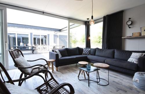 Sint-Annaland House | Elegant Holiday Home in Sint Annaland with Ocean View