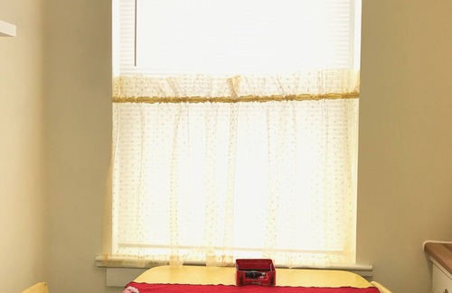 Boone Apartment | Discover the Retro Studio Apt. with Lake Views in Boone