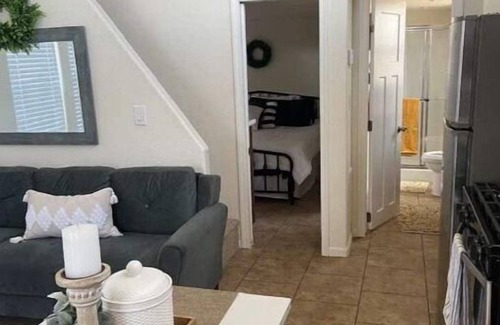 Ehrenberg House | Elegant River Oasis - Perfect for Families, Rated 10/10